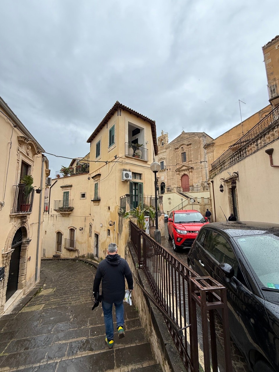 Italien - Ragusa - ……. wieder Trepp ab