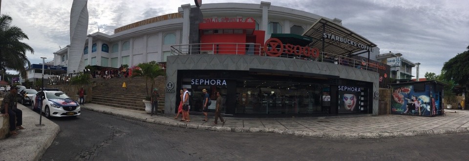 Indonesien - Badung - Eine der zahlreichen Shopping Malls