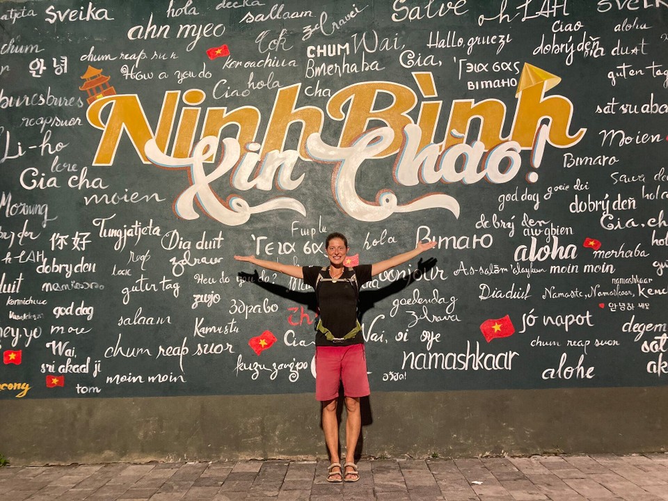 Vietnam - Ninh Bình - Hallo in so vielen Sprachen - na die eigene schon entdeckt? 😃