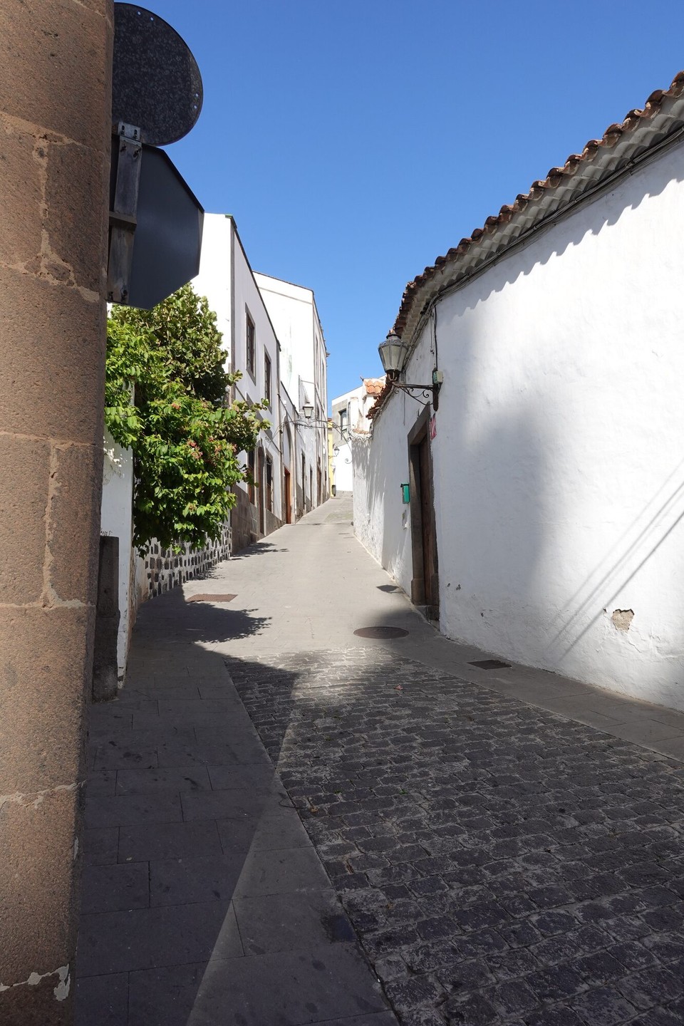 Spanien - Las Palmas de Gran Canaria - kleng Stroos am Hank vun Arucas