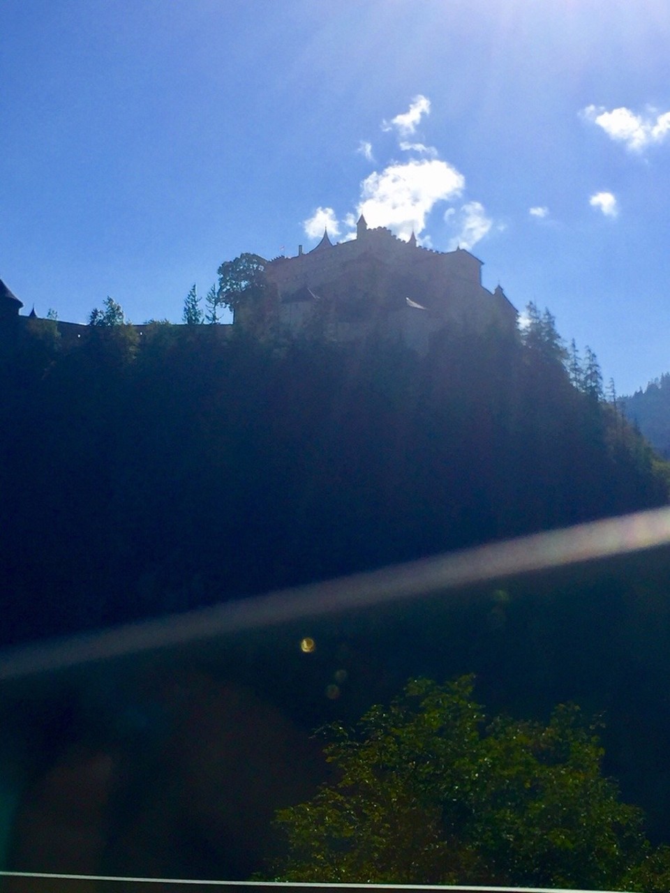 Deutschland - Kinding - Werfen Schloss Gegenlicht