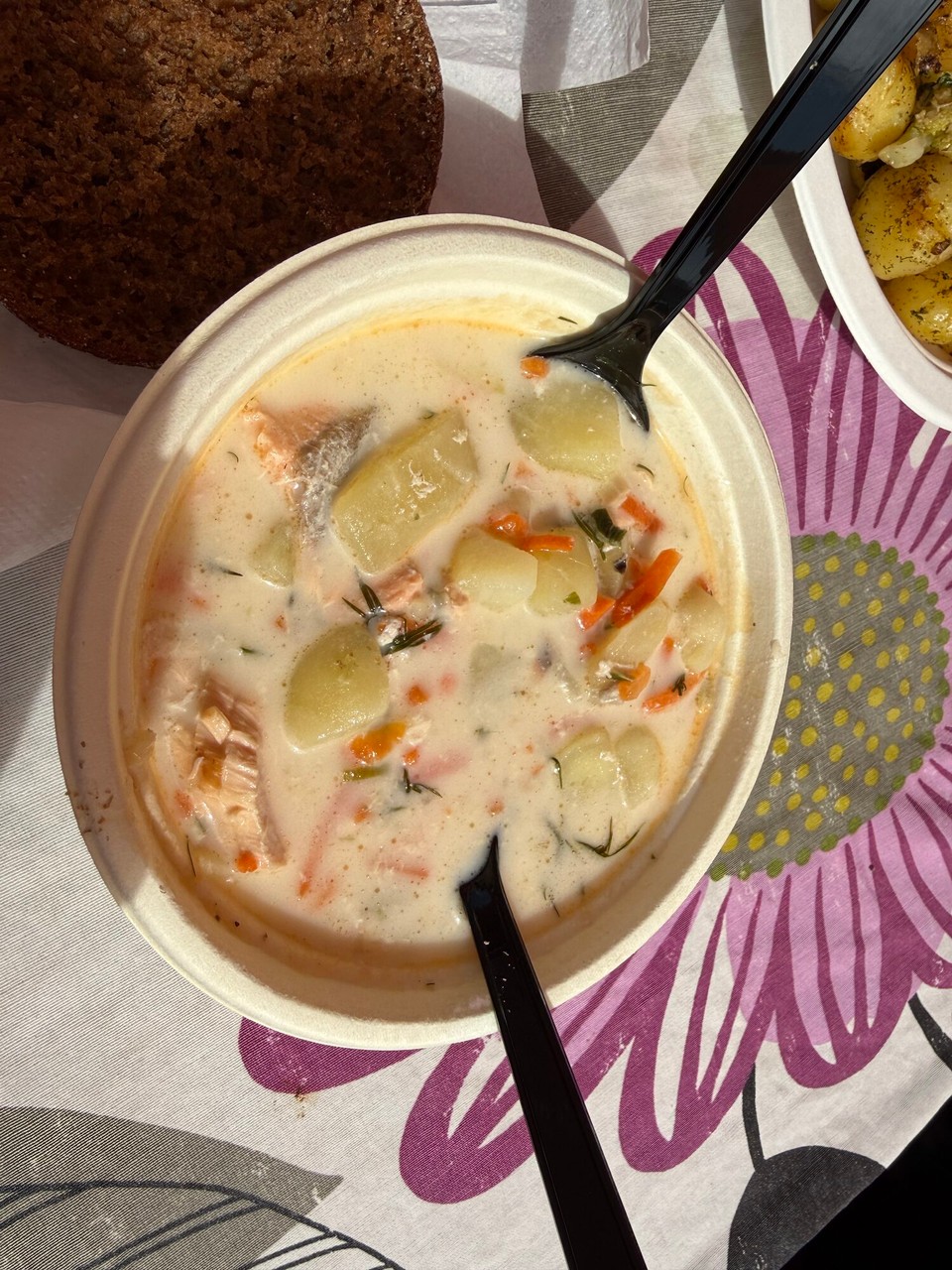 Finnland - Helsinki - Sehr beliebt: Lachssuppe