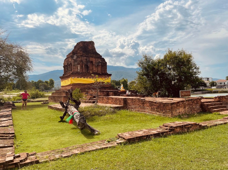 Thailand - Chiang Mai - Serene Lake 