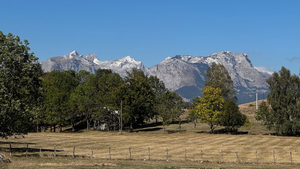 Montenegro - Plužine - Die Landschaft war wunderschön und sehr abwechslungsreich.