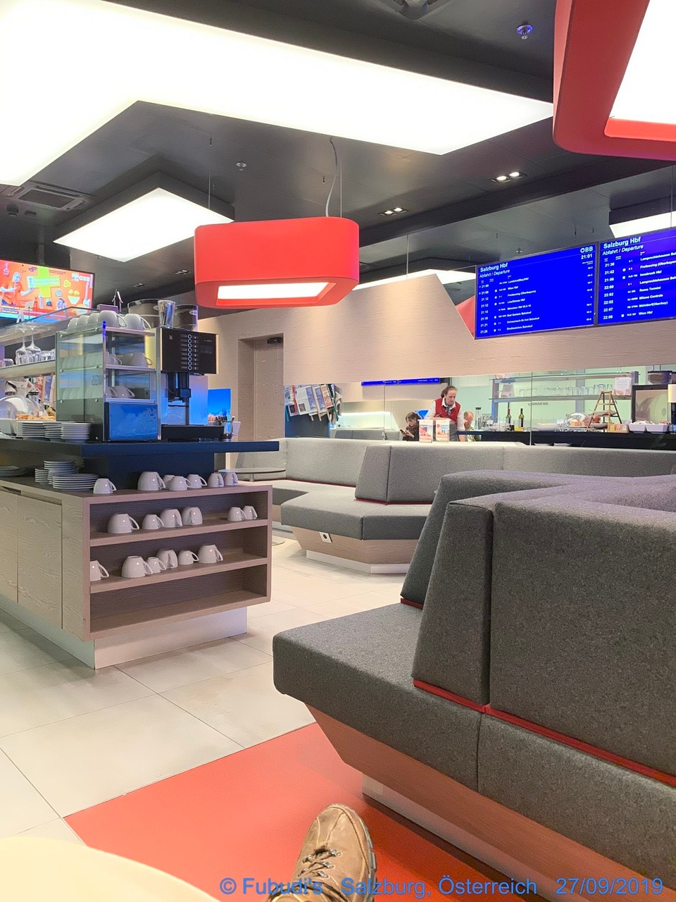 Österreich - Salzburg - Meine Viplounge mit Buffet All inclusive 