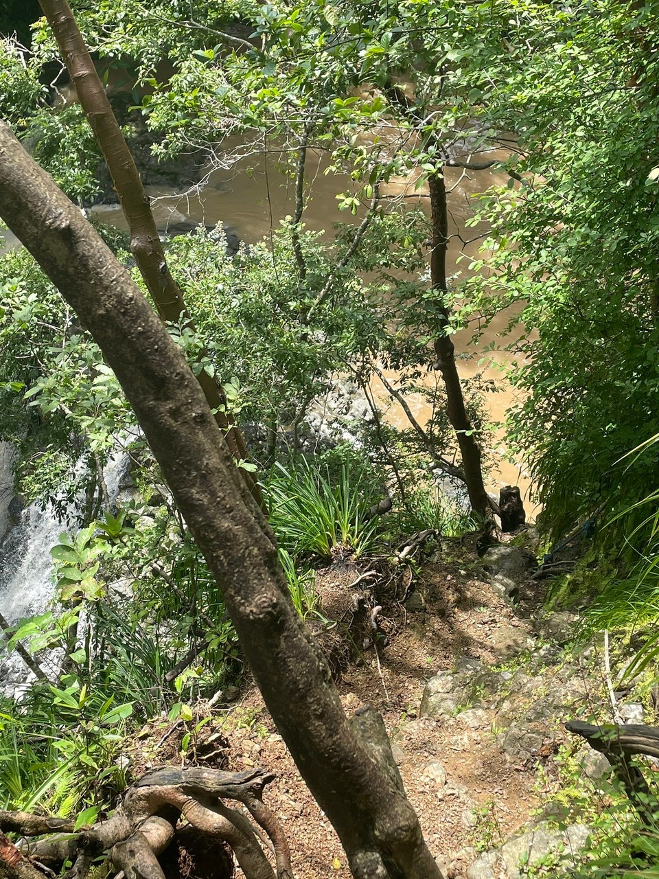 Costa Rica -  - … der Weg dorthin war durchaus abenteuerlich 🪨 🧗🏼‍♀️