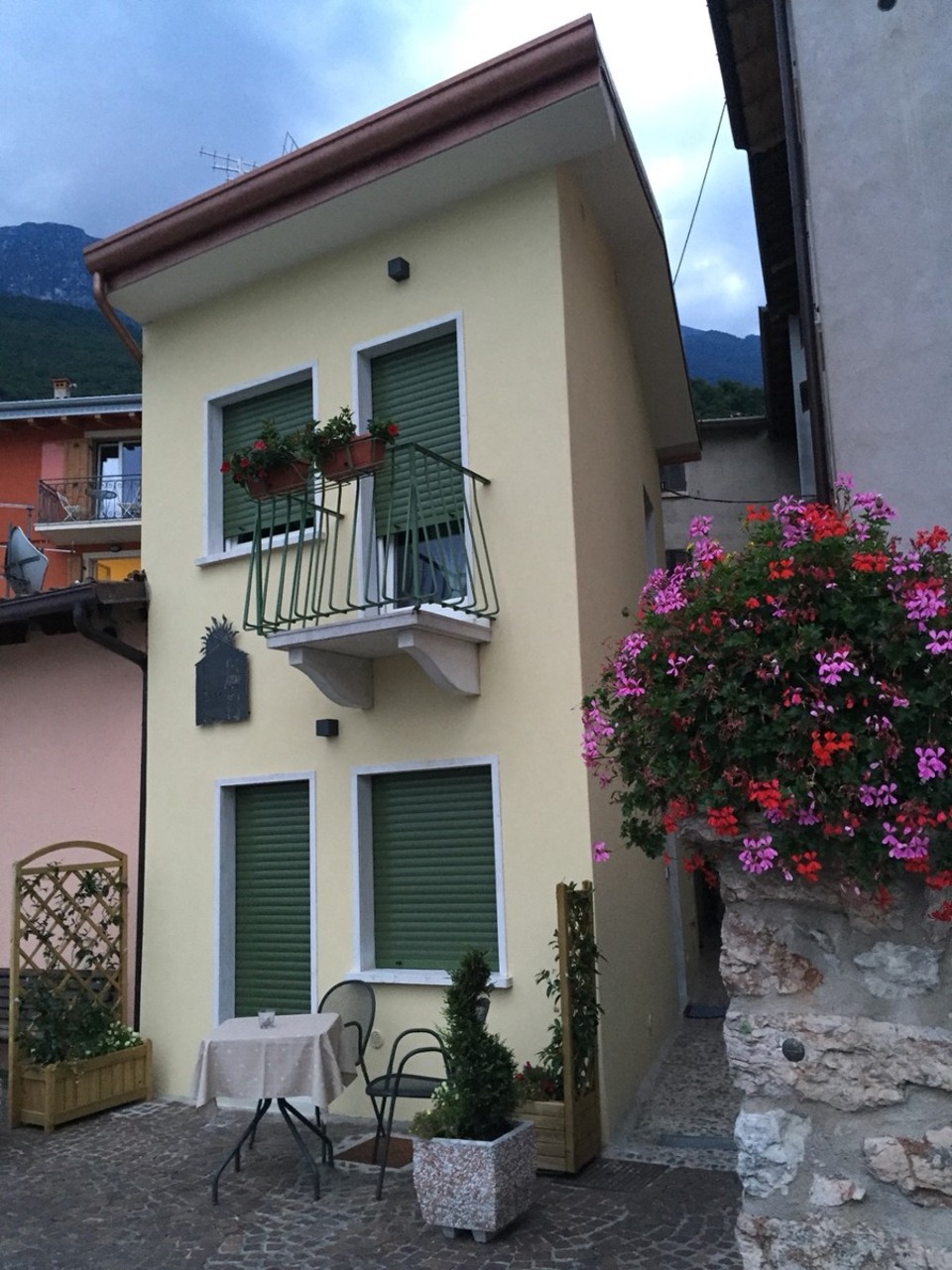 Olaszország - Cassone - 