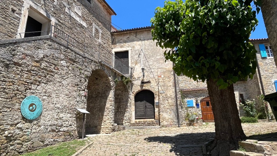 Kroatien - Grožnjan - 