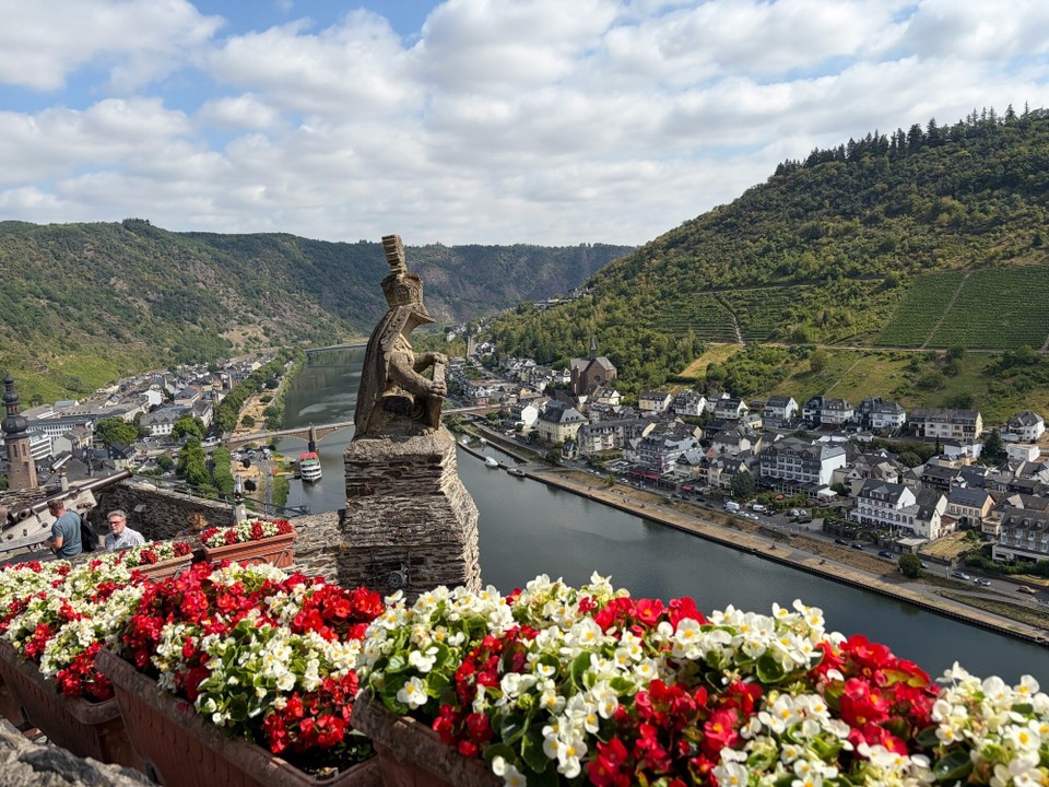 Deutschland - Cochem - Hier gab es wieder schöne Ausblicke auf die Mosel.