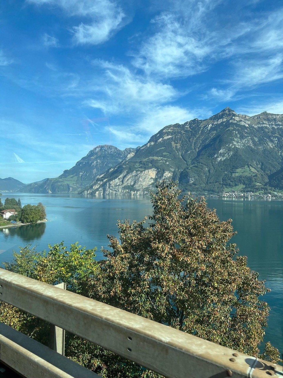 Schweiz - Riehen - …so, und mit diesen zwei Fotos vom…