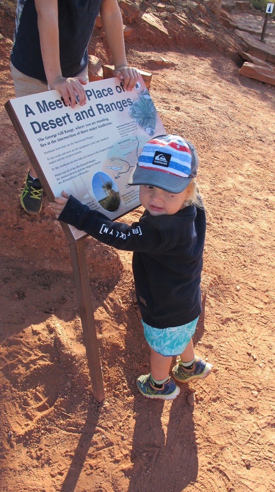 Australia - Petermann - Next Morning - Kings Canyon Rim Walk .....