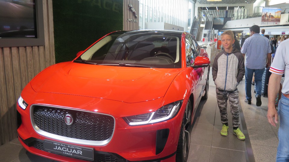 Deutschland - Bonn - Tims neues Auto!