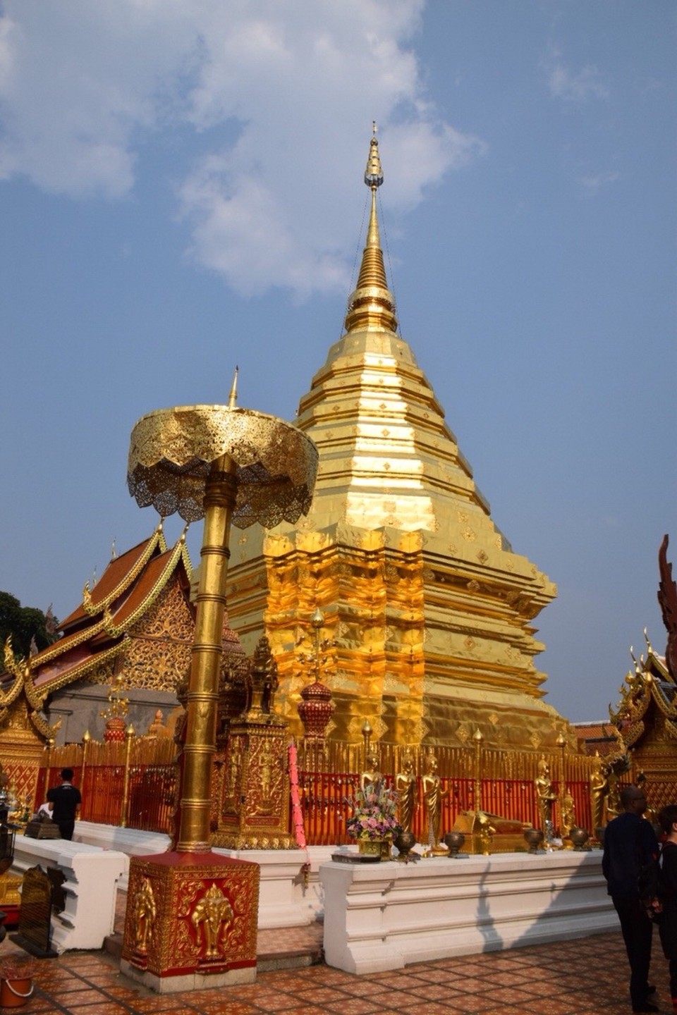 Thailand - Chiang Mai - Wat Phra That auf dem Berg Doi Suthep, der wohl bekannteste Tempel in Chiang Mai in 1080 m Höhe.