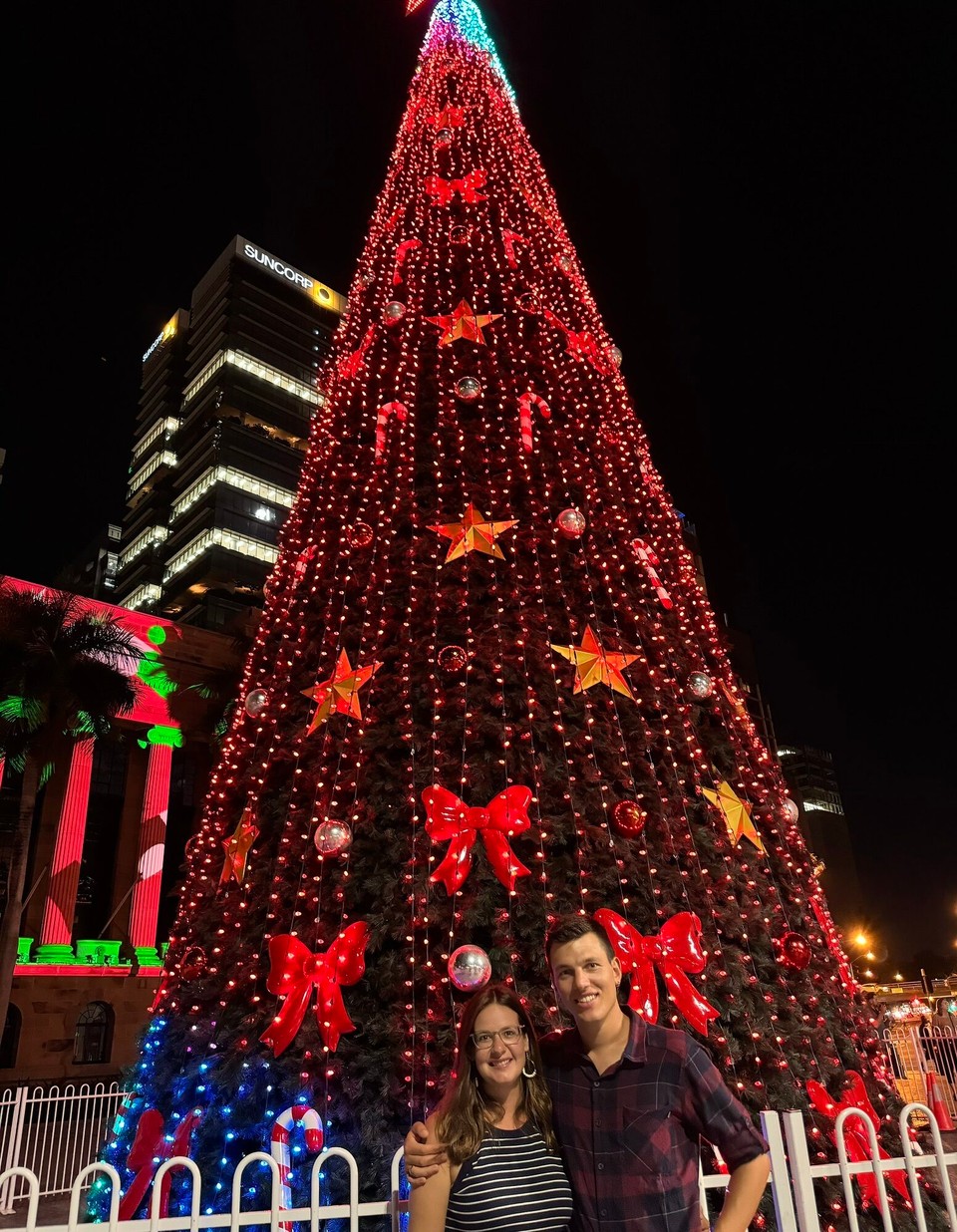 Australien - Brisbane - Christbaum und churzi Hosa und Trägerliebli.... scho speziell.