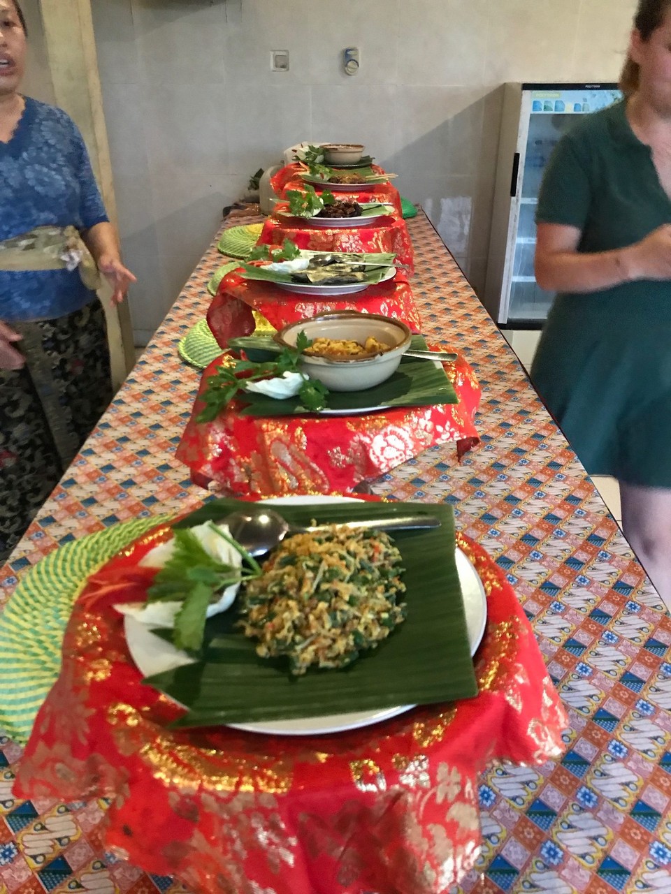 Indonesia - Ubud - Lagde 6 retter og 3 sauser, nam nam