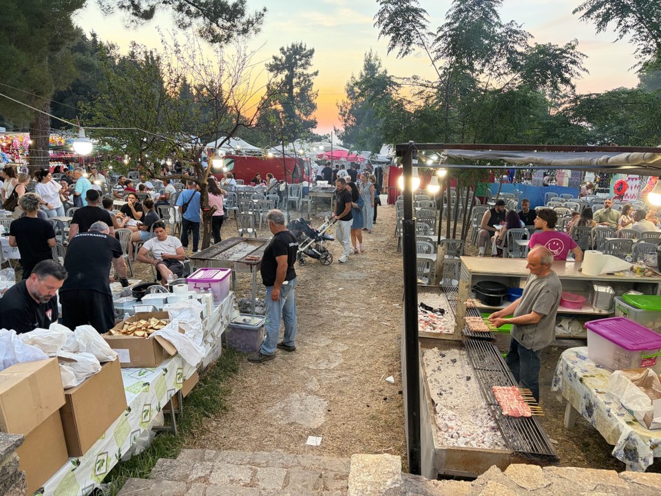 Griechenland - Lefkada - Deshalb gab es am Kloster ein Fest über mehrere Tage.