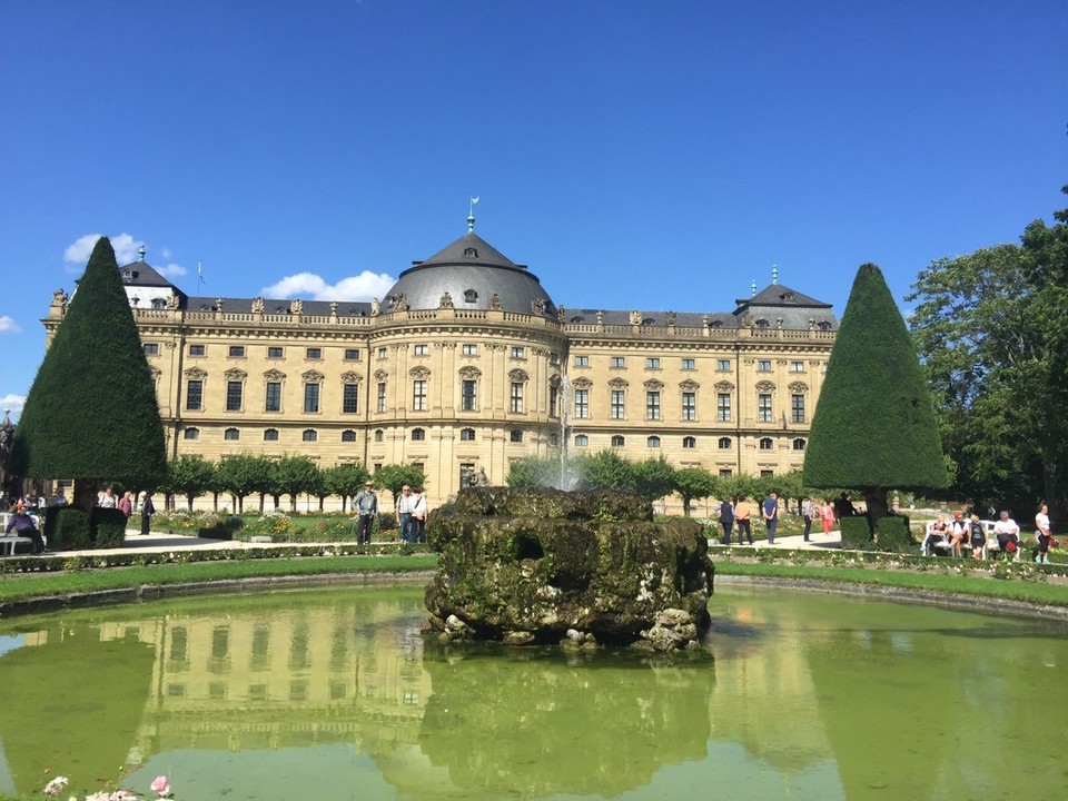  - Germany, Würzburg - Princes Residence from the Hof Garden