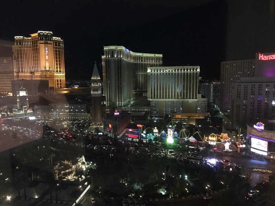 USA - Las Vegas - Unsere Zimmeraussicht bei Nacht.