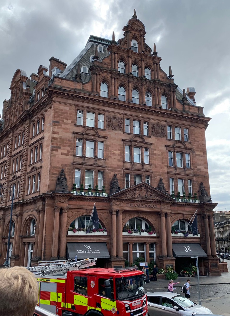 Vereinigtes Königreich - Kinross - u „alt-alt“

(viereggigi Chlötz, wisi bi üs numeno boue wärde, hei mer hie kener gseh 👍 - gits aber witer wäg vom Zäntrum äuä scho o 🤨)