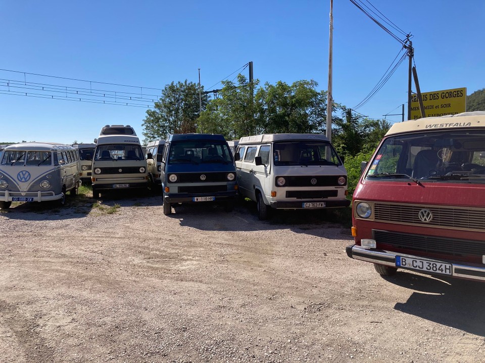 Schweiz - Vésenaz - Unser Bulli hat Ganz viele Freunde gefunden