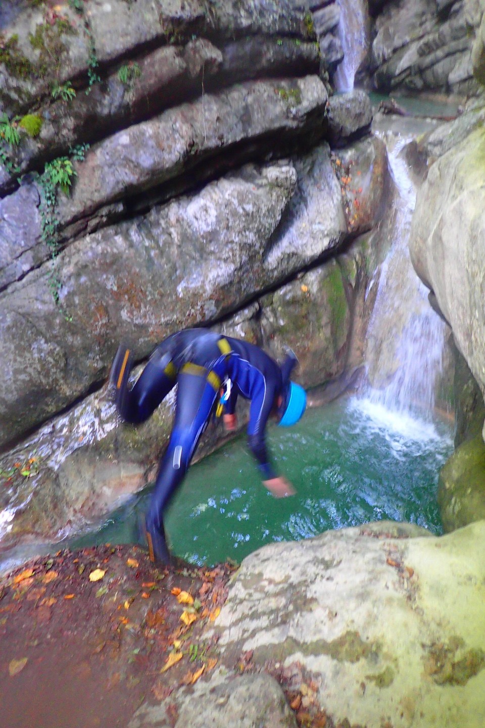 Frankreich - Annecy - ... eine Vorwärtsrolle zum Abschluss